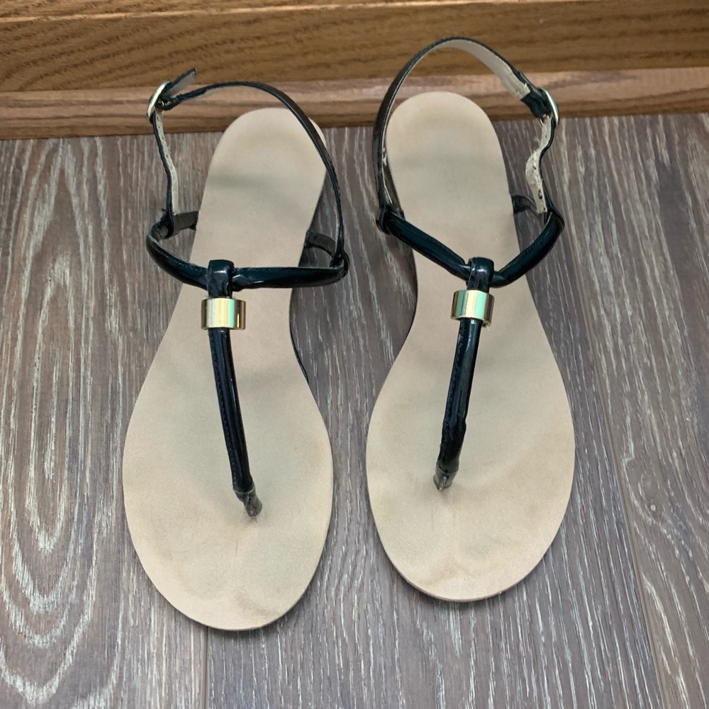Nine West Black Leather T-Strap Sandals